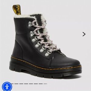 COMBS FAUX SHEARLING LINED CASUAL BOOTS - BRAND NEW DOC MARTENS - SNOW BOOTS